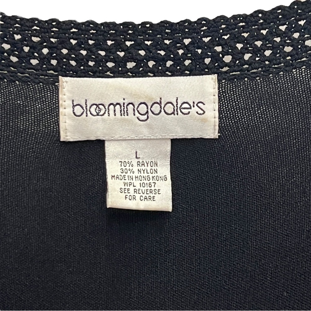 BLOOMINGDALE’S Black & White Sequined Flower Oversized Sweater, Size Large - Picture 2 of 16